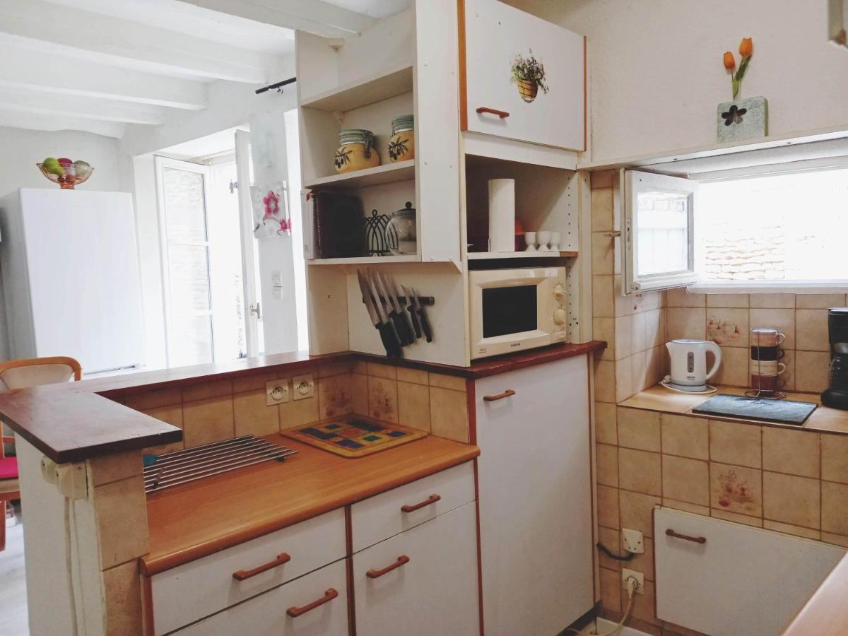Gencay, Le Maison Blanche Vila Exterior foto